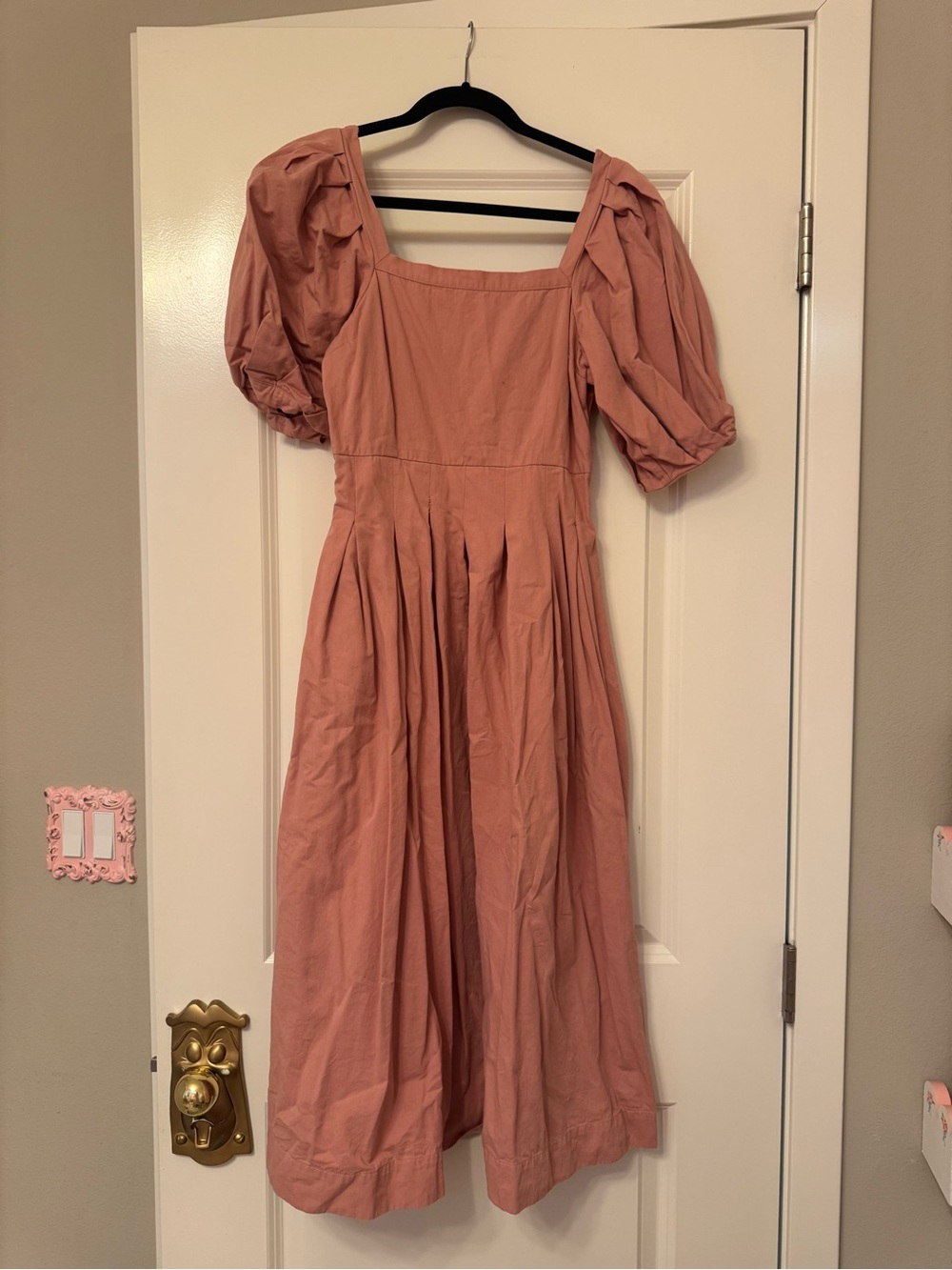 En Saison Rose Pink Puff Sleeve Midi Dress
